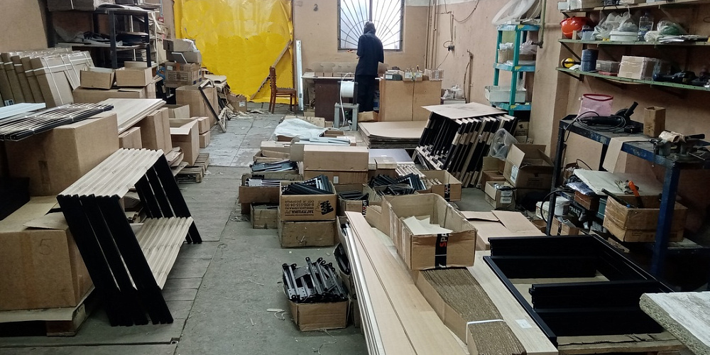 Участок упаковки готовой продукции ДАУРА мебель